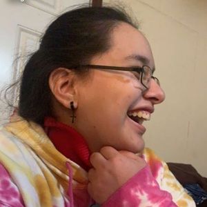 Meet your Posher, Fatima